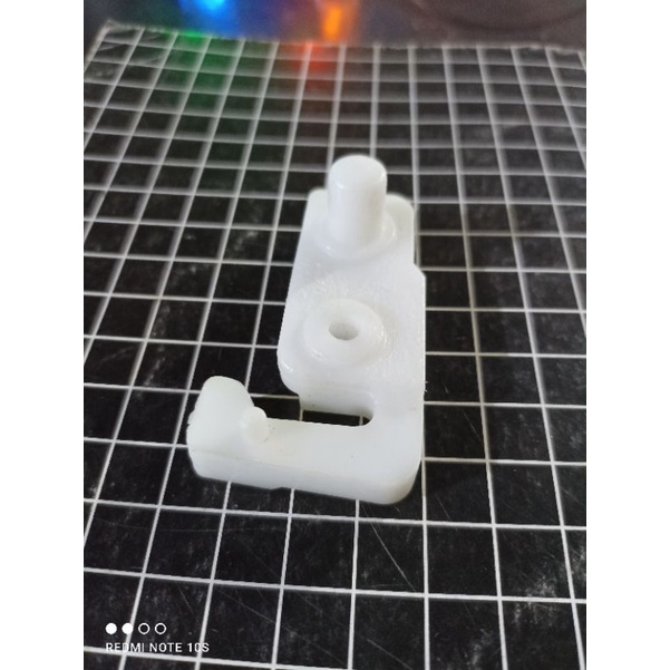 Engsel kulkas sharp 1 pintu