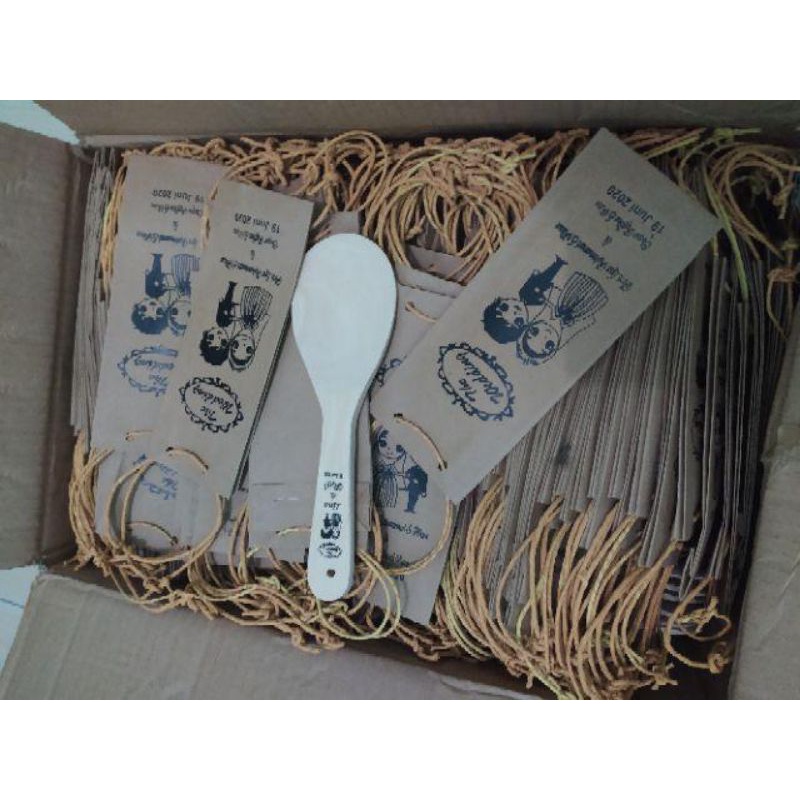 centong kayu souvenir pernikahan