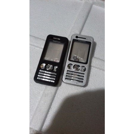 casing Sony Ericsson w890