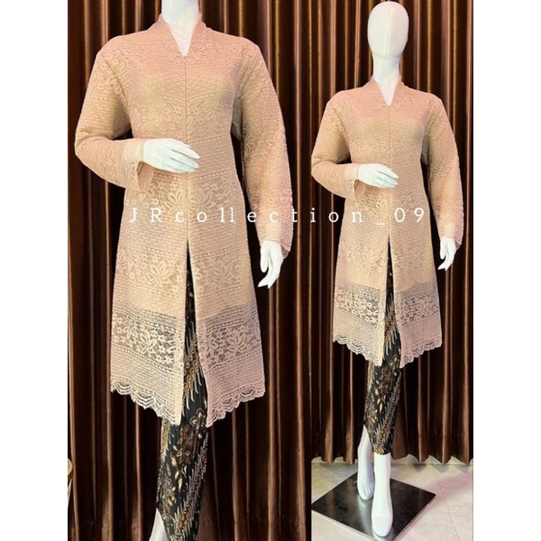 Kebaya Tunik V / Kebaya Brokat / Kebaya Melayu/Kebaya Modern/ Kebaya Seleting Depan