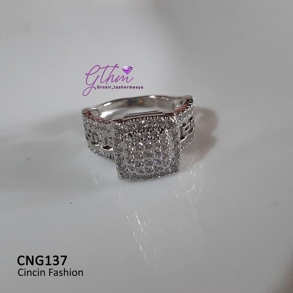 Cincin Wanita Elegan Mewah Perhiasan Fashion Import Premium Anti karat cng137 gthm