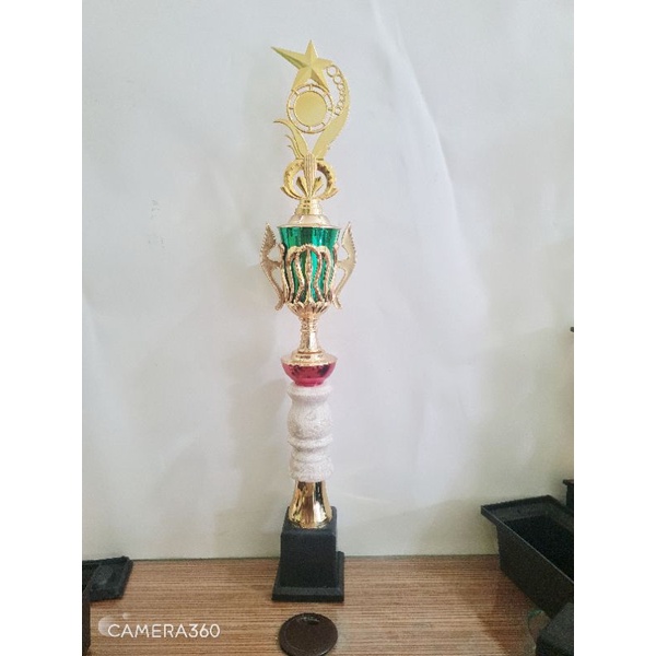 PIALA MARMER TINGGI