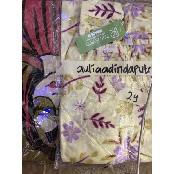 4 fix live auliaadindaputri128/ 2pcs