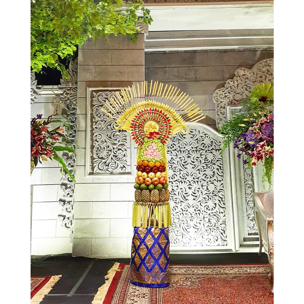 Kain Prada Motif Bunga - Merah