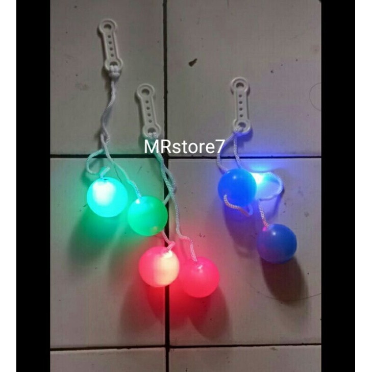 Mainan lato lato nyala lampu led