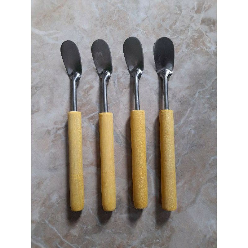 sutil mini/spatula mini/ codet kue mini/  sutil kue mini