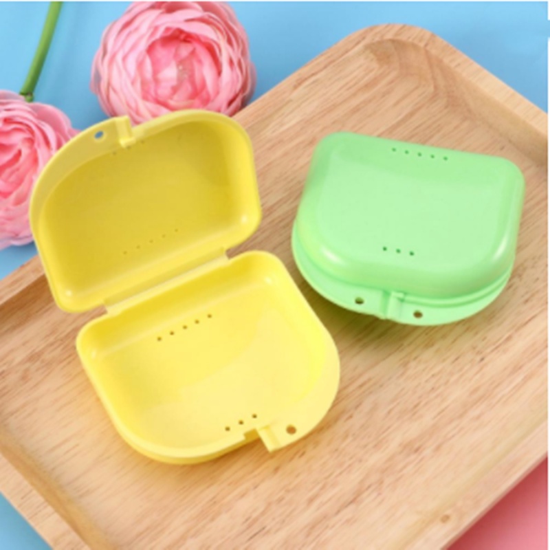 ღ 1 Pc Portable Gigitiruan Kotak Penyimpanan Penjaga Mulut Wadah Kawat Gigi Case Portable Gigi Persediaan Tray Perawatan Kesehatan Kebersihan Mulut gigi Alat
