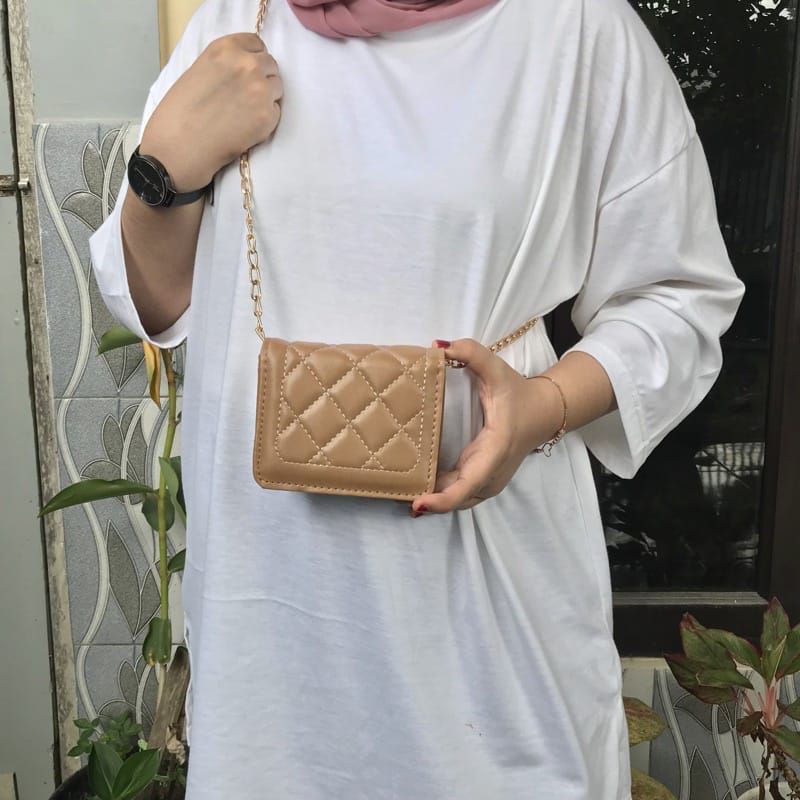 Dompet Wanita Selempang Mini Slingbag Tali Rantai Classy