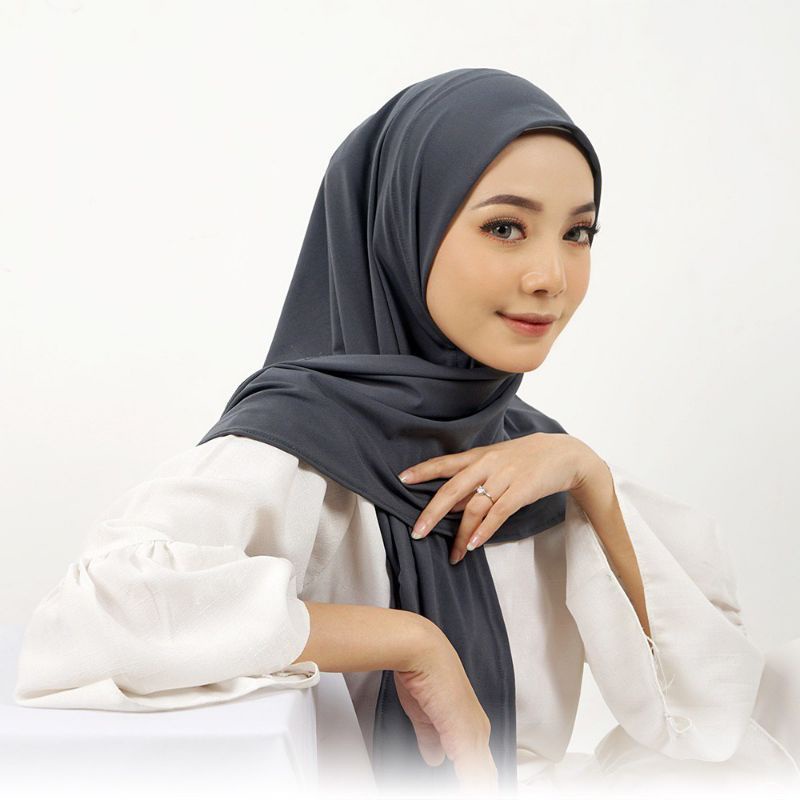 Hijab Instan Segitiga Jersey Premium Viqast Jilbab Segitiga Instan Oval Kerudung Dewasa Langsung Pakai