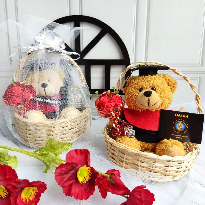 	 KADO WISUDA / BONEKA WISUDA / HADIAH WISUDA CEWEK	