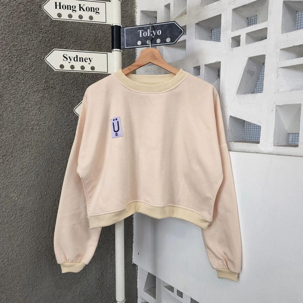 Sweater CREWNECK CROP TOP U untuk wanita