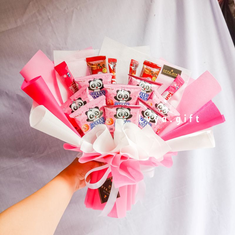 (SNACK 0052) Lvya.gift Buket snack hellopanda | Buket snack pink | Buket cewe | Buket snack wisuda | Buket snack ulang tahun | Buket anniversary | Buket hari guru | Buket hari ibu | hadiah wisuda | kado ulang tahun