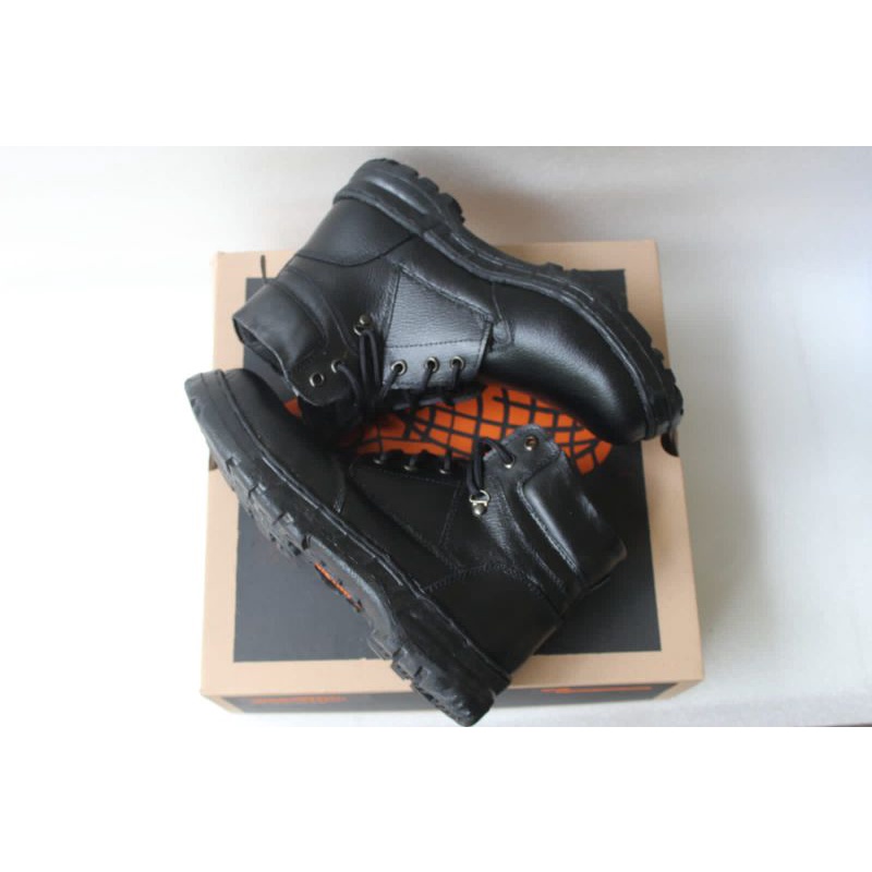 SEPATUSAFETY KING/SEPATU SAFETY BOOT/SEPATU SAFETY MURAM/SEPATU SAFETY KULIT ASLI SOL KARET UJUNG BESI ANTI LICIN KUAT DAN TAHAN LAMA