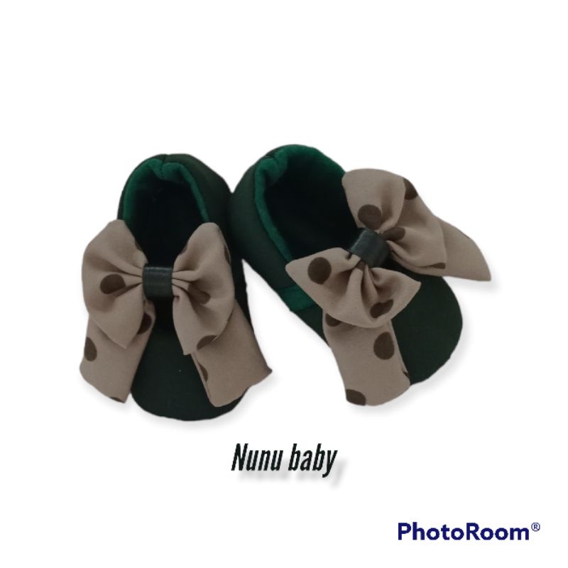 sepatu bayi (flat 0- 12bln)