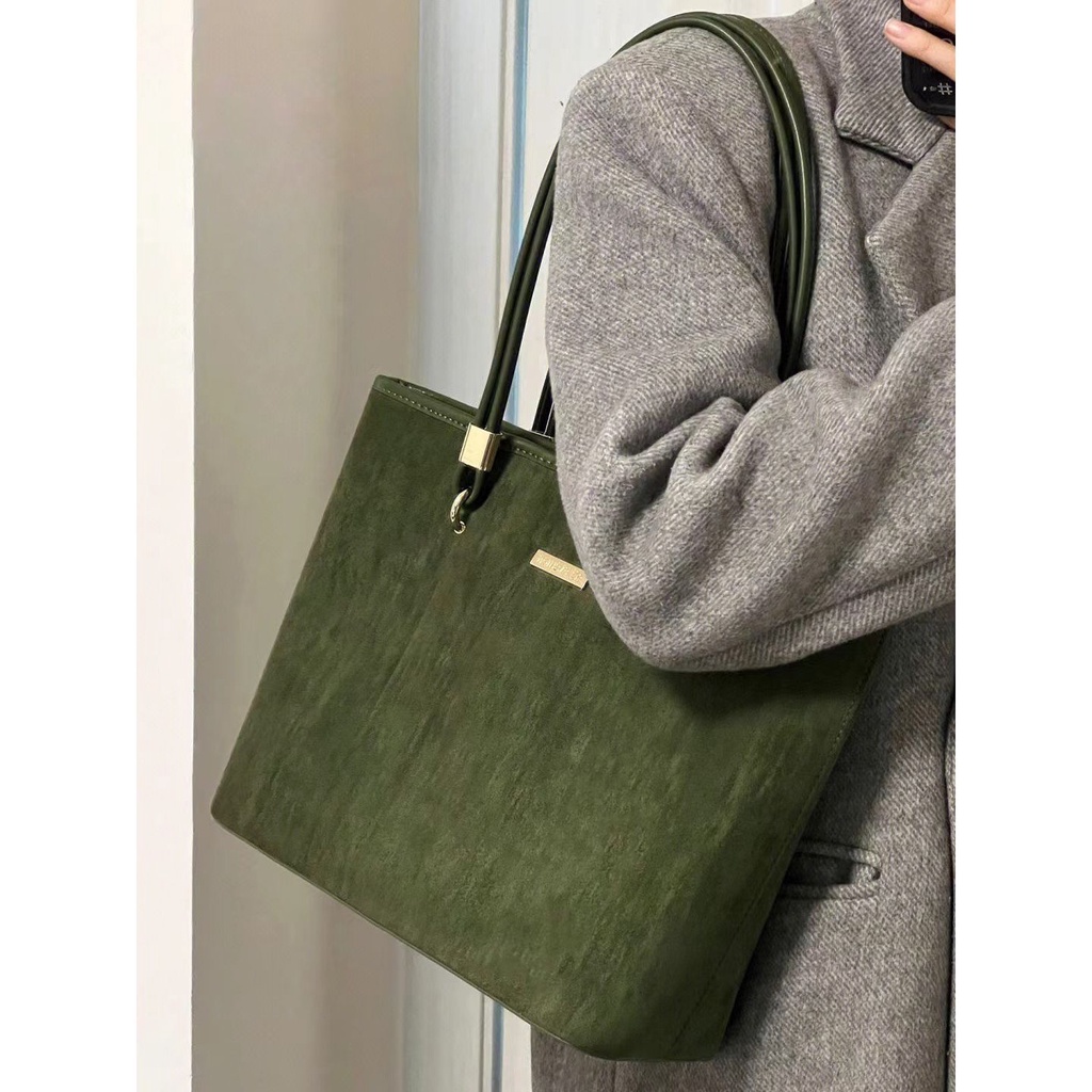 ■❀Niche tas jinjing berkapasitas besar berkualitas tinggi wanita 2022 baru retro matte tas bahu kelas siswa komuter