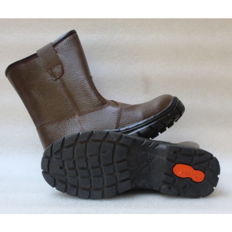 SEPATU SAFETY BOOT/SEPATU SAFETY PRIA/SEPATU SAFETY  KULIT ASLI  SOL KARET UJUNG BESI
