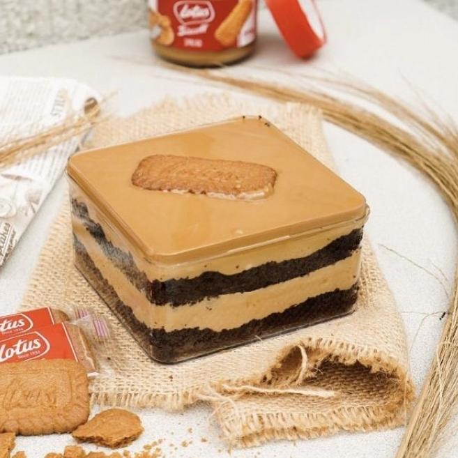 

♬ BITTERSWEET BY NAJLA LOTUS DESSERT BOX ➪