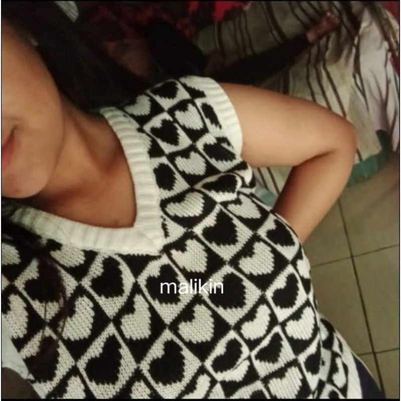 Rompi Korea Rajut Wanita Motif Love/Hati / Korean Knit Vest/Korean style vest