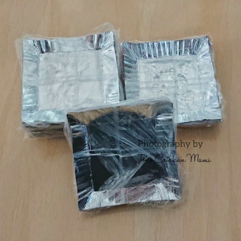 Piring Kue Ulang Tahun / Piring Kertas Perak / Alas Lepek Kertas Kotak