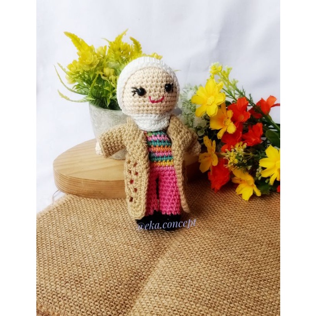 boneka rajut hijab