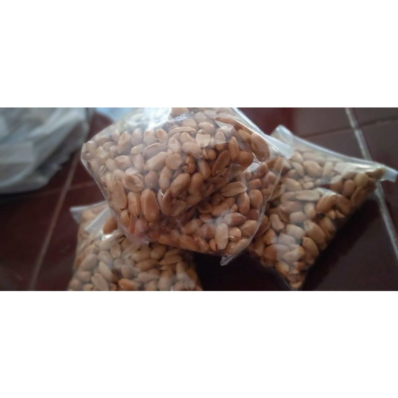 

KACANG BAWANG ATAU KACANG GAWIL KHAS CIREBON