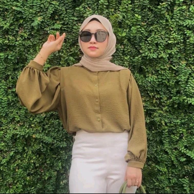 Baju Atasan Wanita Terbaru Kemeja Polos Wanita Moana Blouse Lengan Balon Bahan Crinkle AirFlow