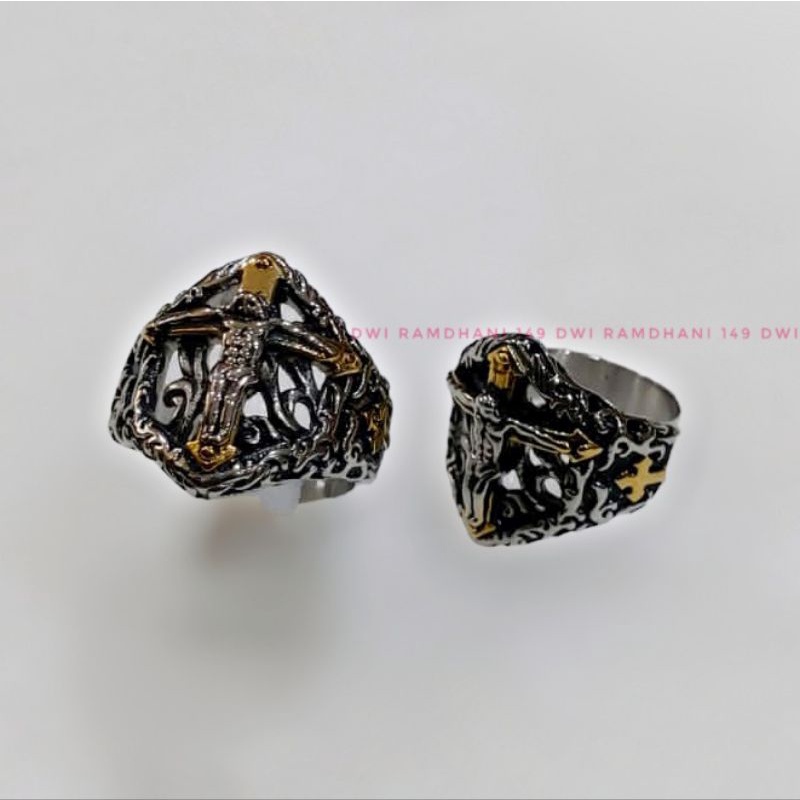 Cincin Salib Pria Titanium Kombinasi Anti Karat Selamanya