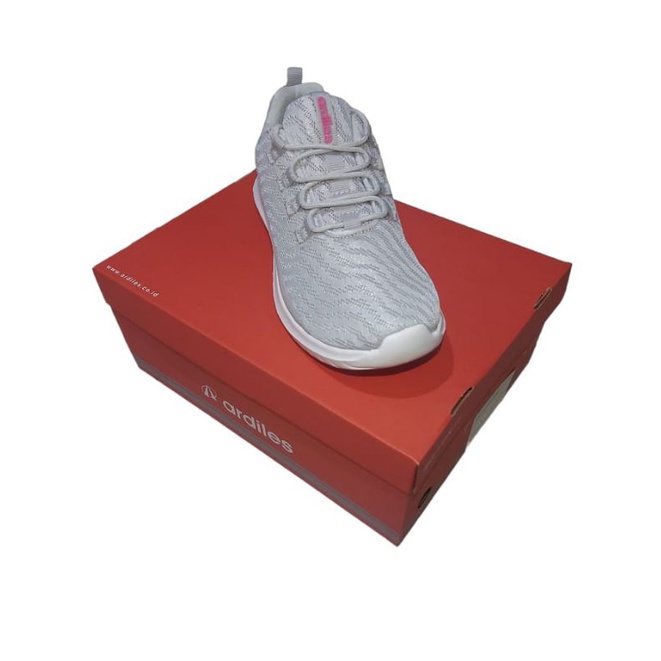 Sepatu Olahraga Wanita Ardiles