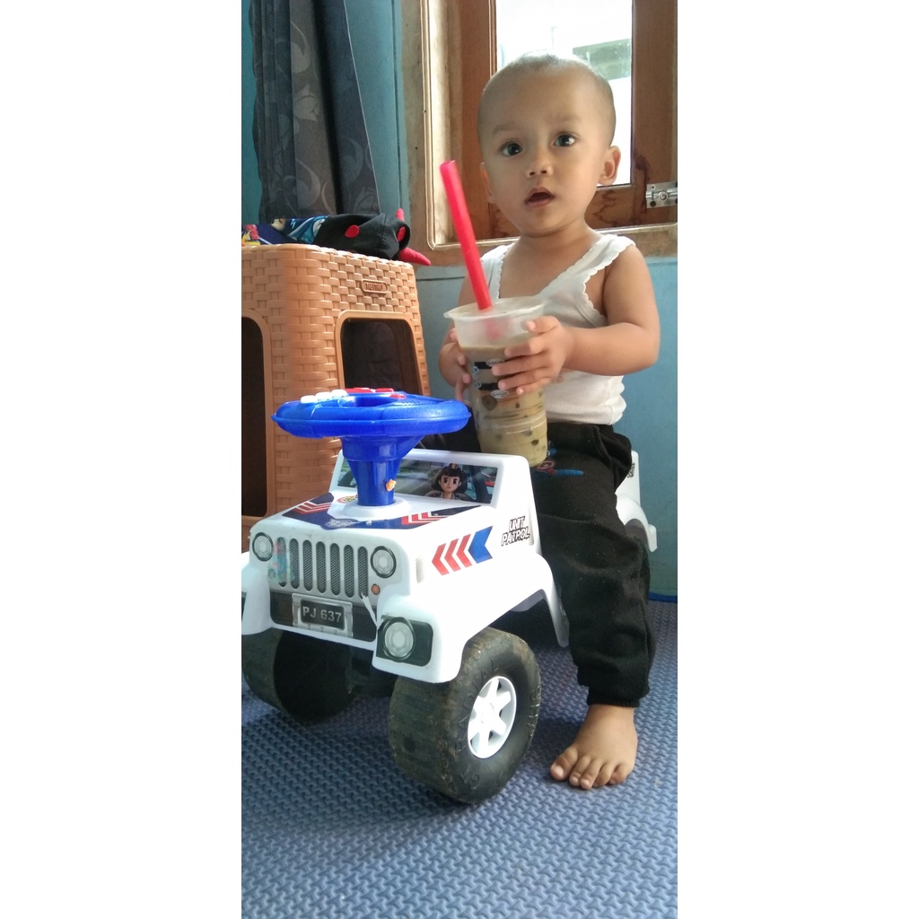 Mainan Mobil Dorong Anak Jeep Mini PJ 637 Fitur Musik dan Gagang Tarikan