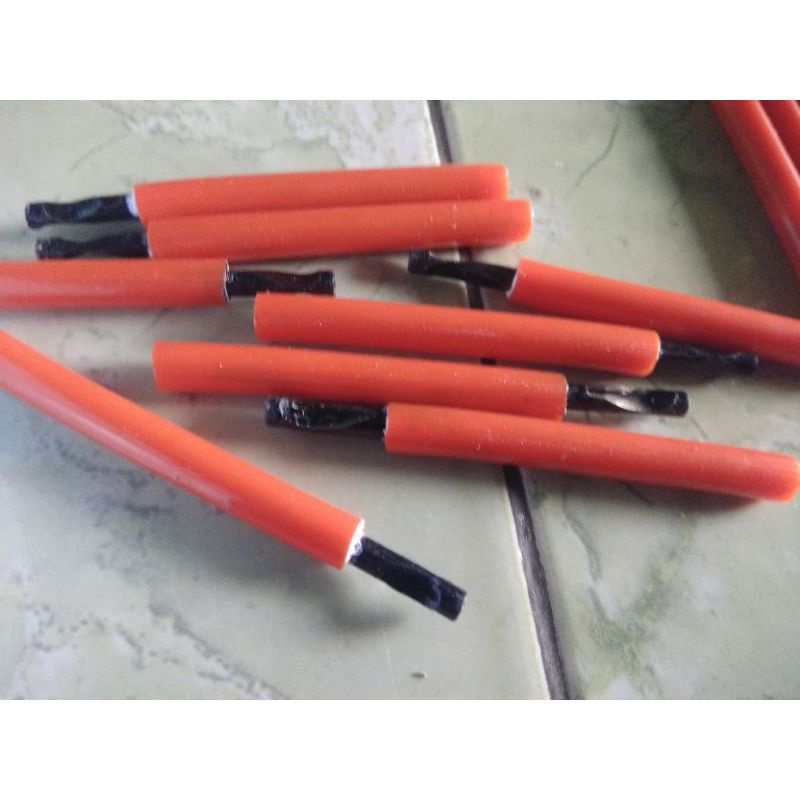 Alat ulir kawat lampu / Alat pelintir kawat lampu TL