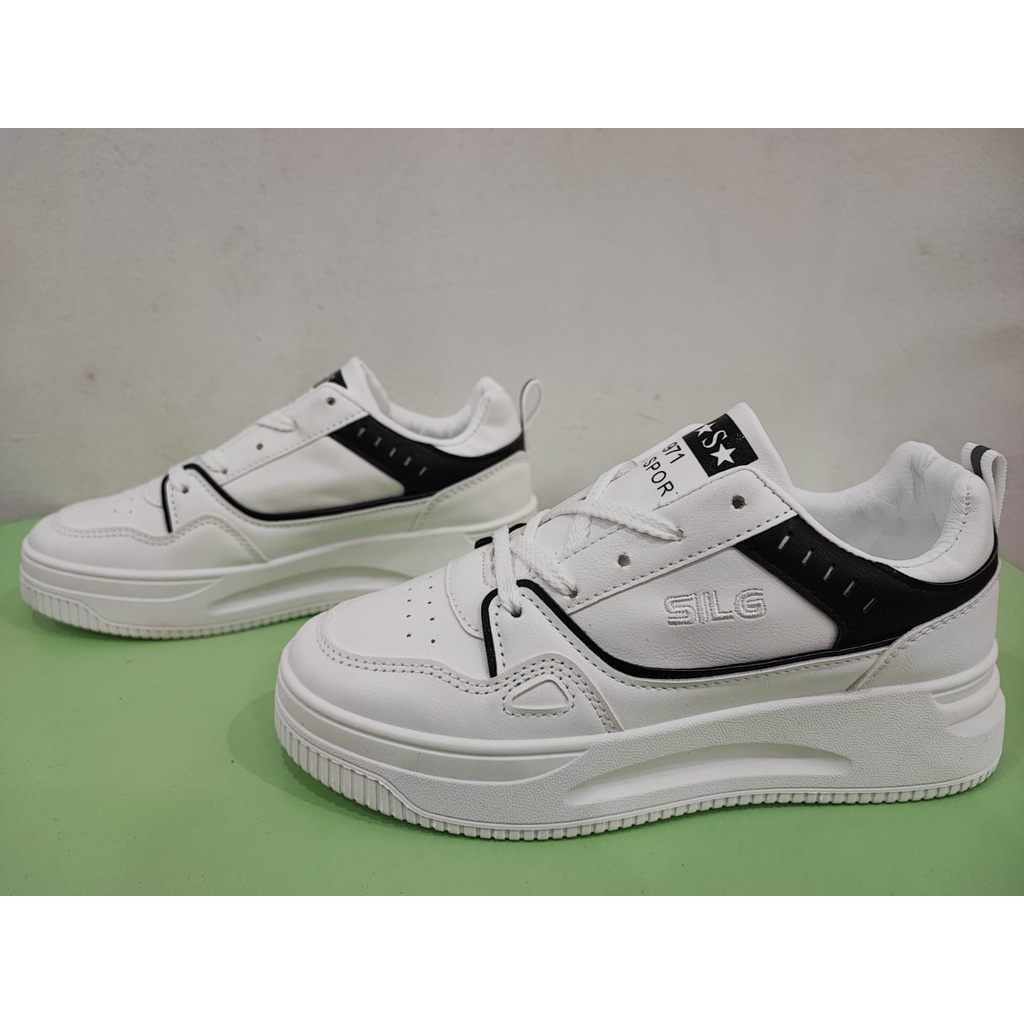 12.12 SALE!!! SEPATU SNEAKERS WANITA IMPORT - 8050 FREE KOTAK SEPATU!!!