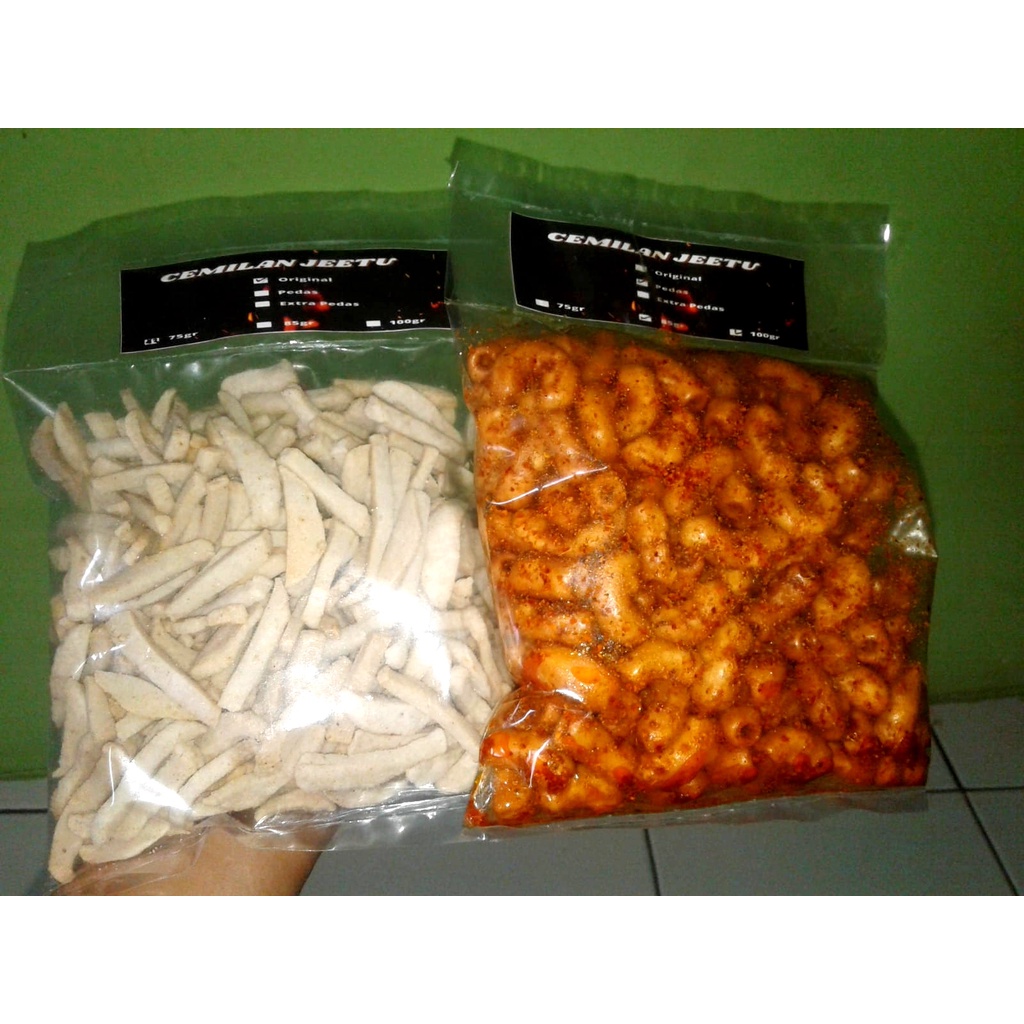 

[ 250gr]Makaroni Bantat/ Basreng/ Makaroni Spiral/ Cemilan Pedas