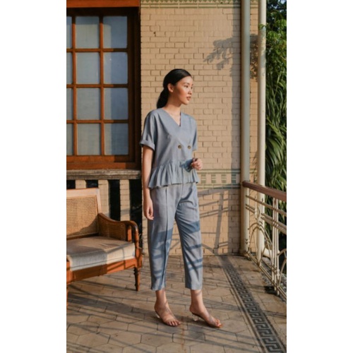 Set Maven - Clara, New Bianca & Sword - in Lush Meadow - Preloved