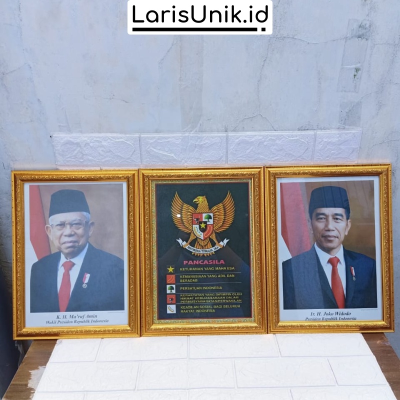 Pigura Poto Presiden Dan Wakil Presiden Poster 1 Set Pigura Dekorasi Dinding Bahan Polyframe Fiber