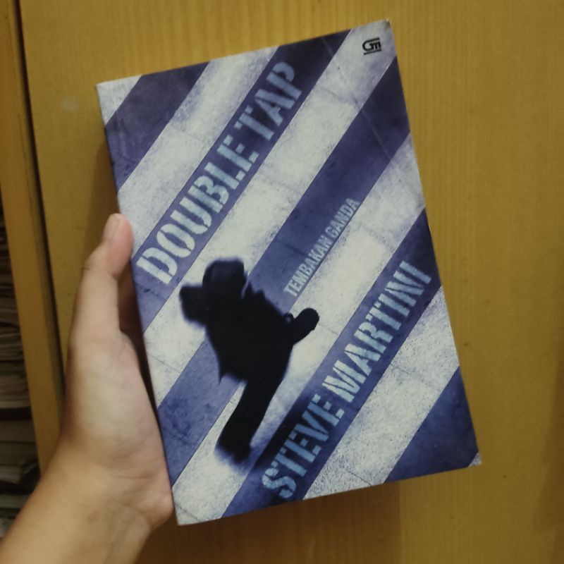 Buku Novel Preloved: Double Tap by Steve Martini