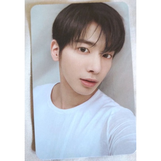 [Ready Stock] TXT Thursday's Child Album Official (Photocard, Lenticular)