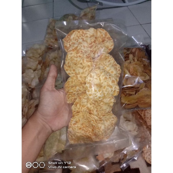

Aneka Keripik Kemasan 1kg