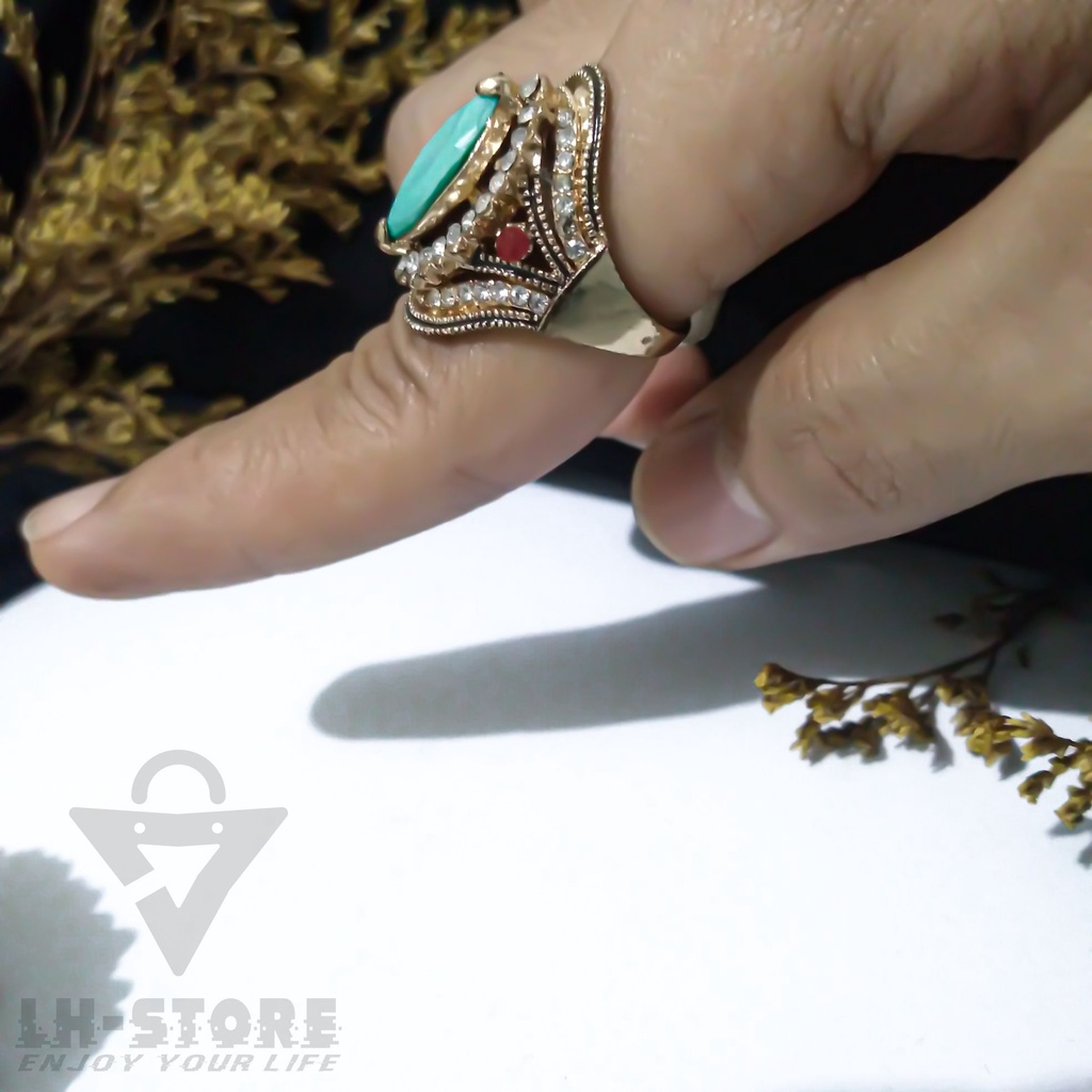 Cincin Sultan Pria Wanita Batu Permata Hijau Arabian Turkish Xuping Berlapis Emas Terbaru Anti Karat