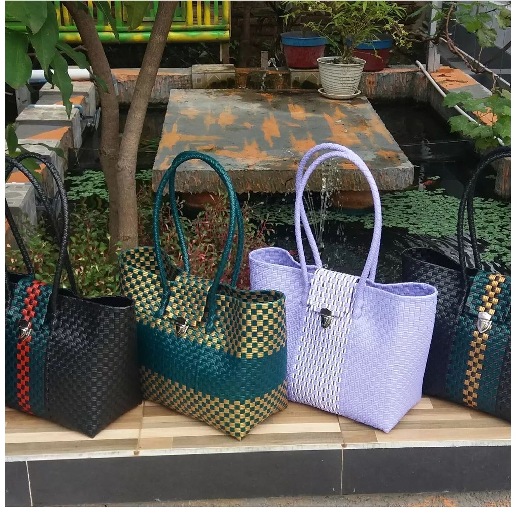 TAS ANYAMAN PLASTIK/TAS JALI PREMIUM/TAS ANYAM TUTUP LIDAH KUNCI SODOK
