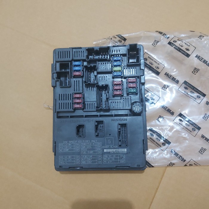 ipdm box sikring datsun go original