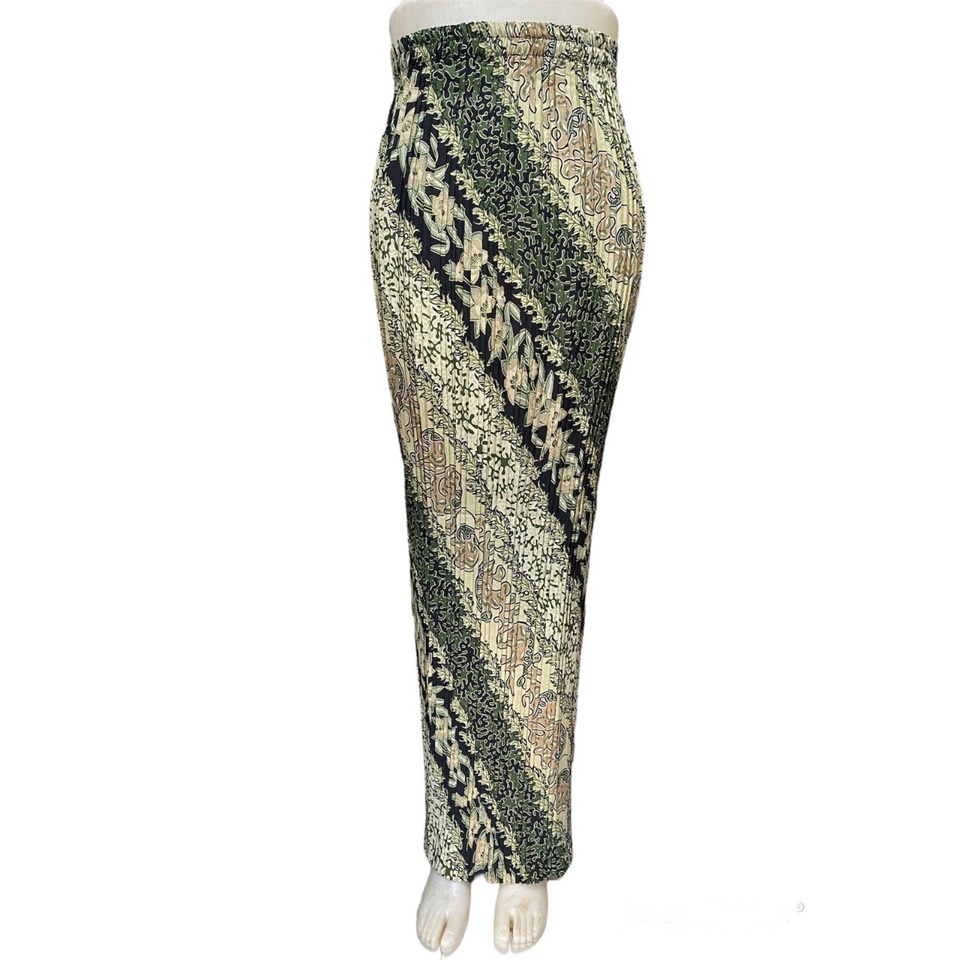 ROK PLISKET BATIK / ROK BATIK / ROK PLISKET MODERN / BAWAHAN BATIK / RUMPUT HIJAU
