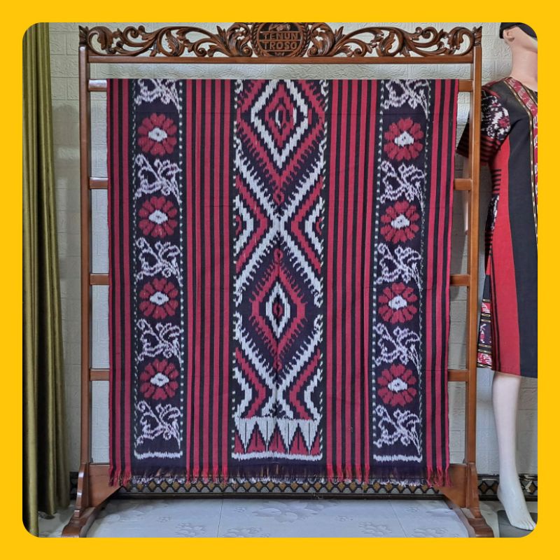 Tenun Blangket Merah Maroon Motif Bunga Bahan Dress Kemeja Sarimbit Kain Batik Tenun Merah Mawar Flo
