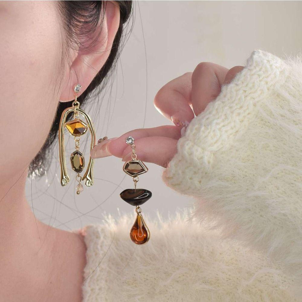 Mxbeauty Anting Wanita Trendi Pesona Indah Fashion Perhiasan Niche Desain Gadis Hadiah Berlian Imitasi Temperamen Abstrak Gaya Seni Gaya Perancis Menjuntai Anting-Anting