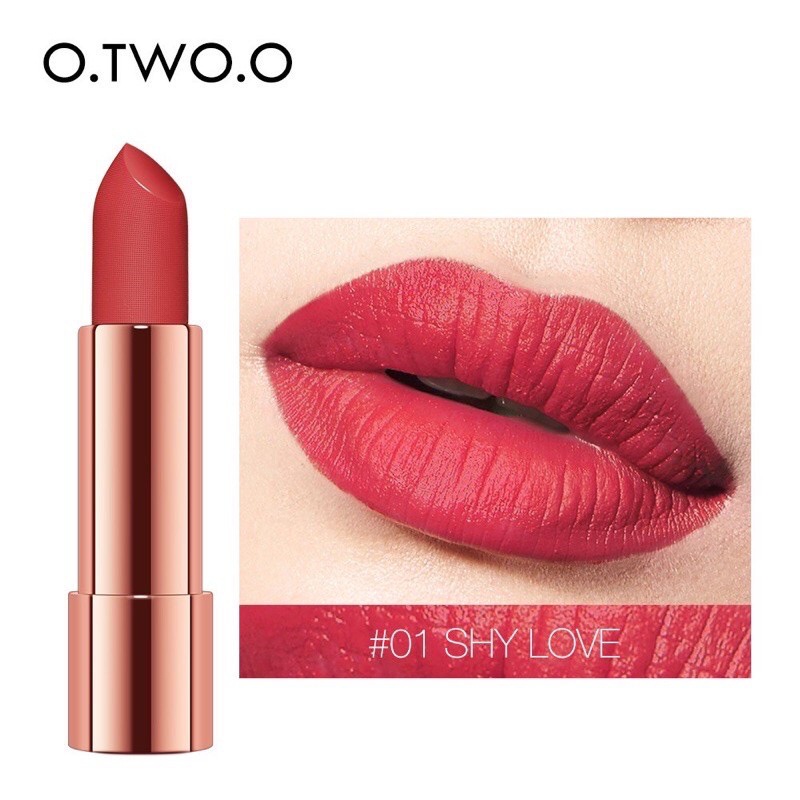 O.TWOO Spun Gold Brocade Velvet Lipstick