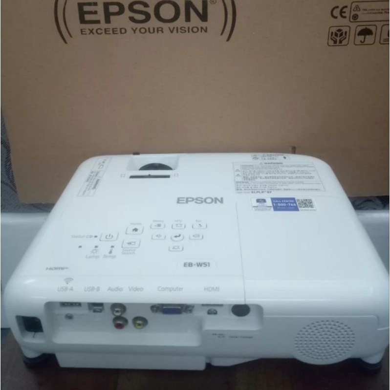 PROYEKTOR EPSON EB-W51