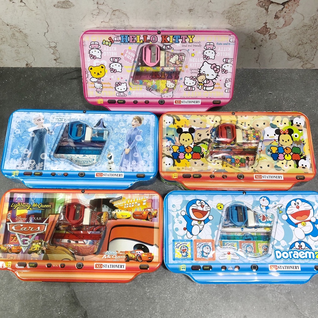 

1227 - Tempat Pensil Kaleng Set XD9569 Free Pensil Penghapus Penggaris Pengserut / Tepak Pensil / Tempat Alat Tulis / Kotak Pensil / Pencil Case