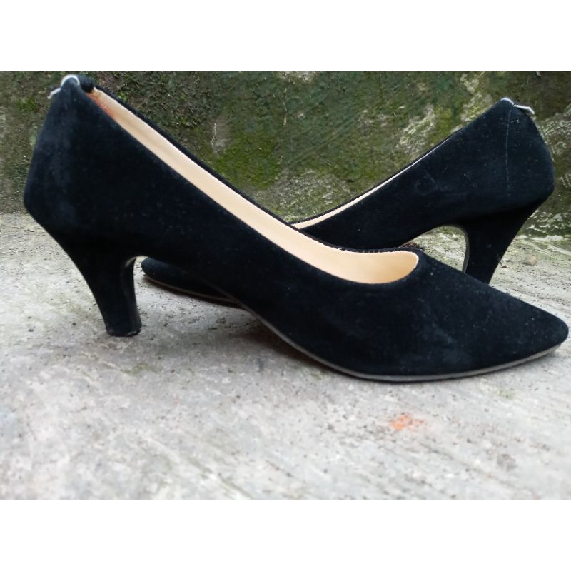 SEPATU WANITA PANTOFEL HEELS