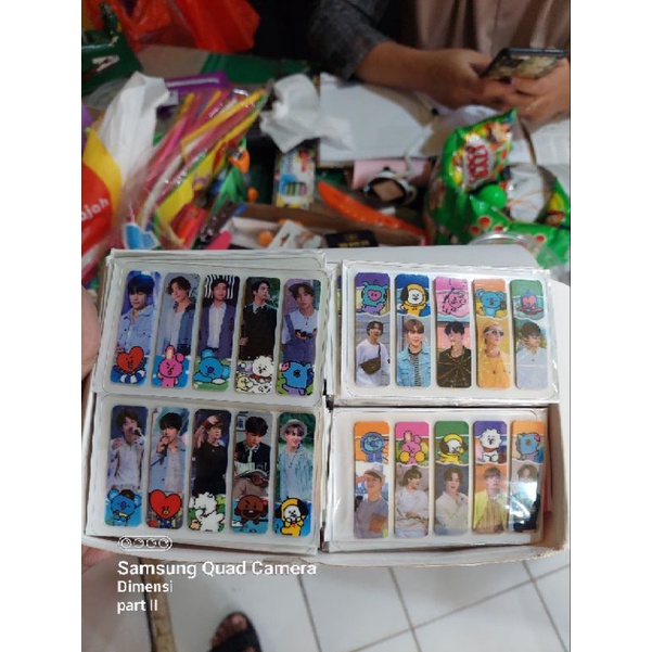 

pembatas buku BTS
