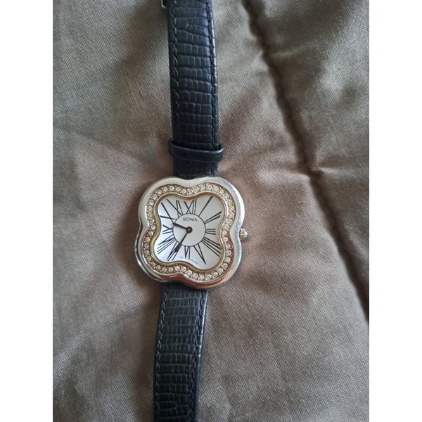 Jam tangan wanita Bonia preloved