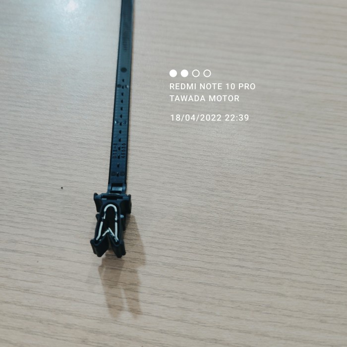 KABEL TIES PENGIKAT KABEL BODI MOBIL UNIVERSAL WARNA HITAM MODEL KLIP